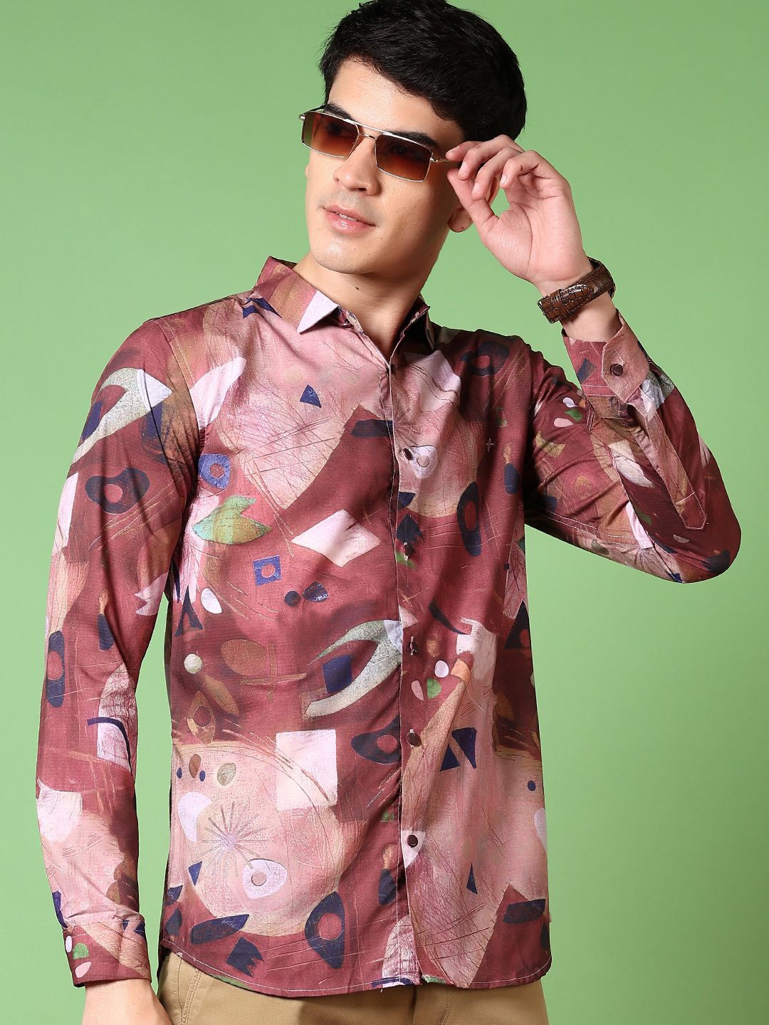 

V-Mart Men Spread Collar Abstract Printed Cotton Casual Shirt, Brown