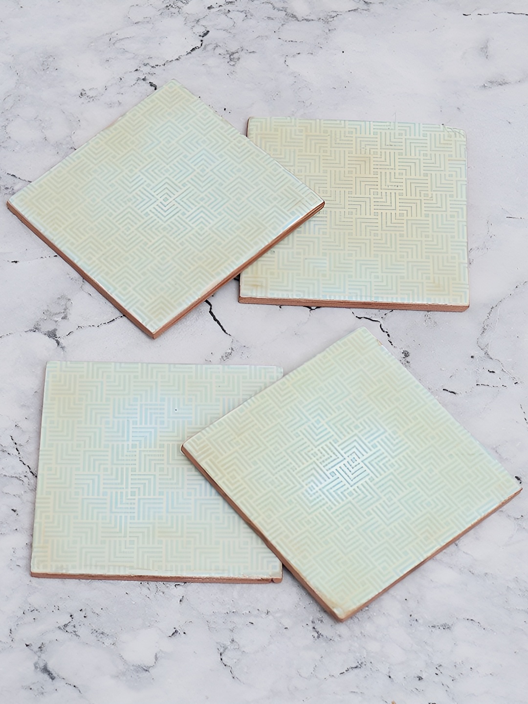 

Indianshelf 4-Pieces Green & Beige Checked Wooden Dining Table Coasters