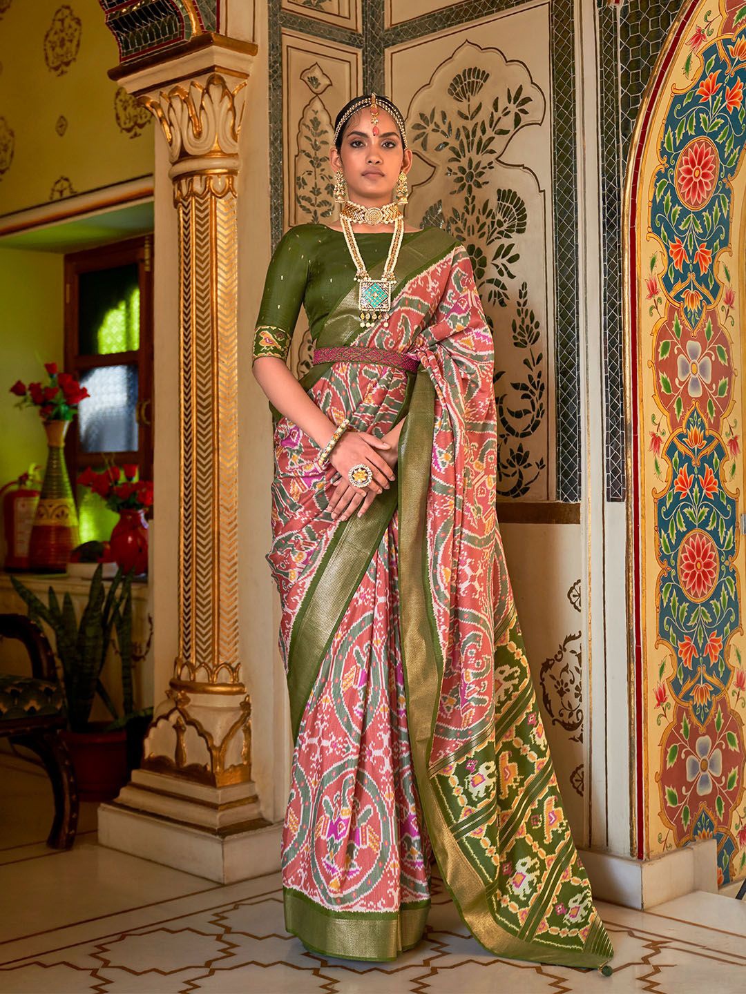 

DEVATITHI Kalamkari Silk Blend Saree, Pink
