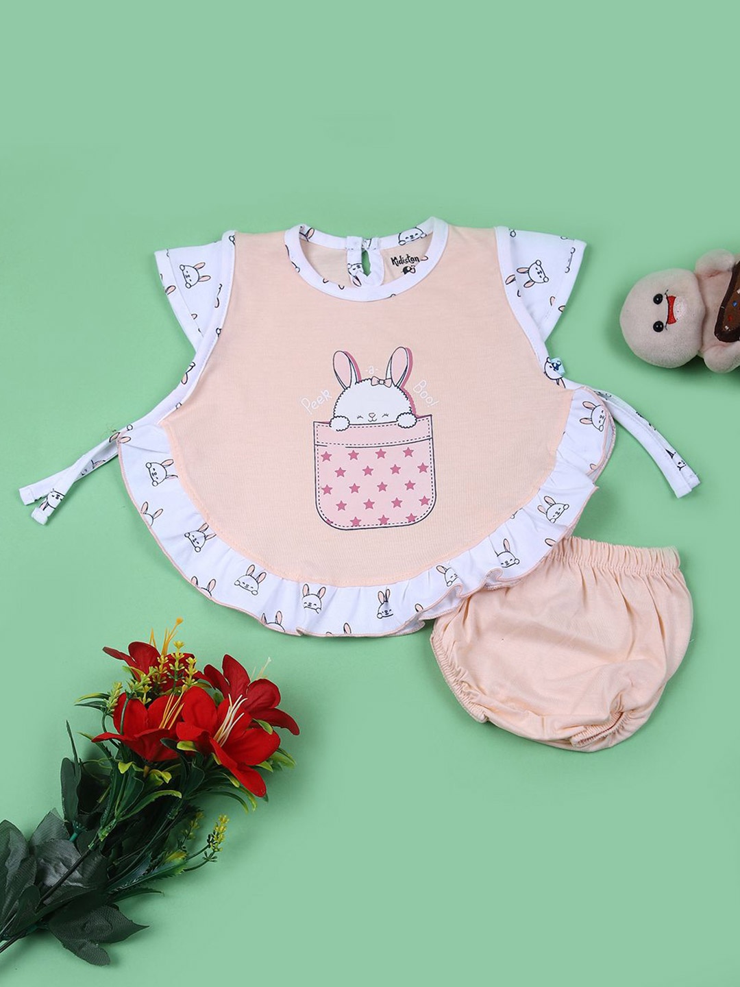 

V-Mart Girls Printed Pure Cotton Top With Shorts, Peach