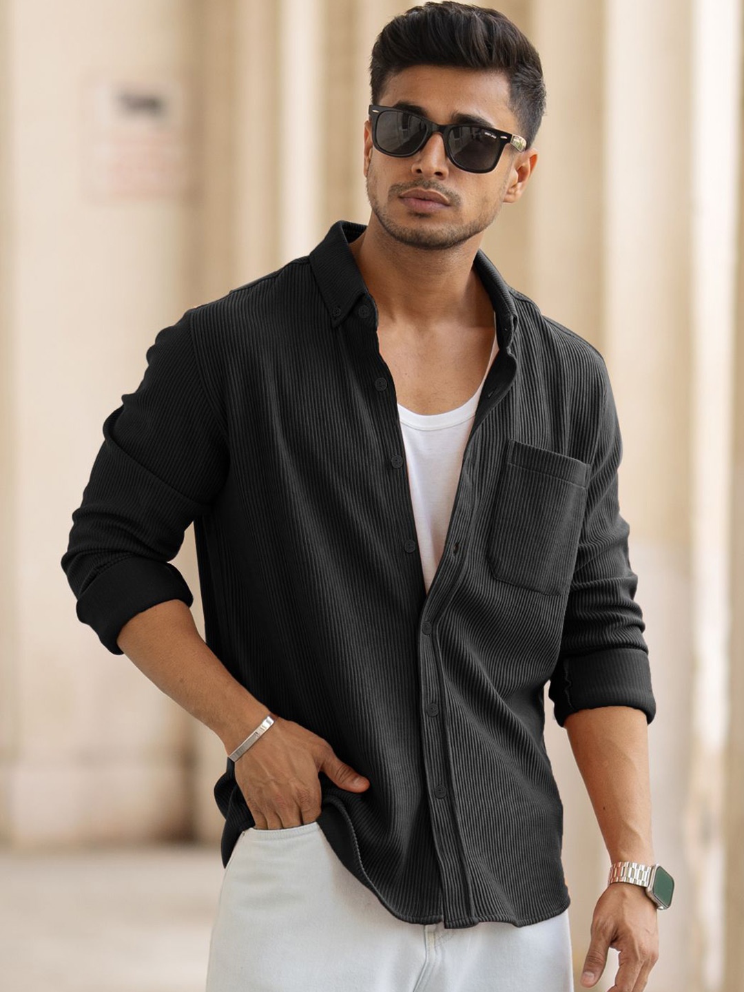 

Powerlook Men Spread Collar Textured Cotton Casual Shirt, Black