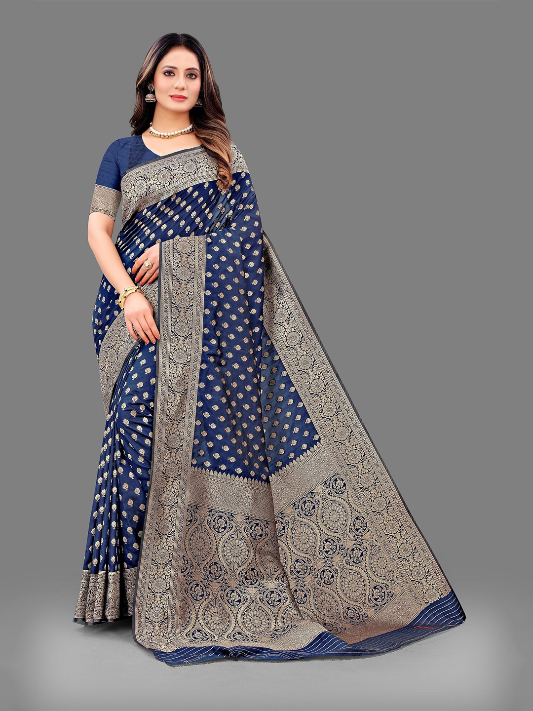 

VEDANT VASTRAM Ethnic Motifs Woven Design Zari Saree, Navy blue