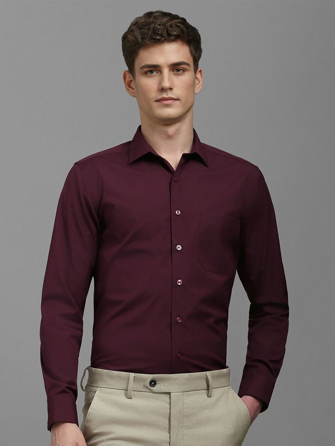 

Louis Philippe Men Slim Fit Spread Collar Solid Cotton Formal Shirt, Maroon