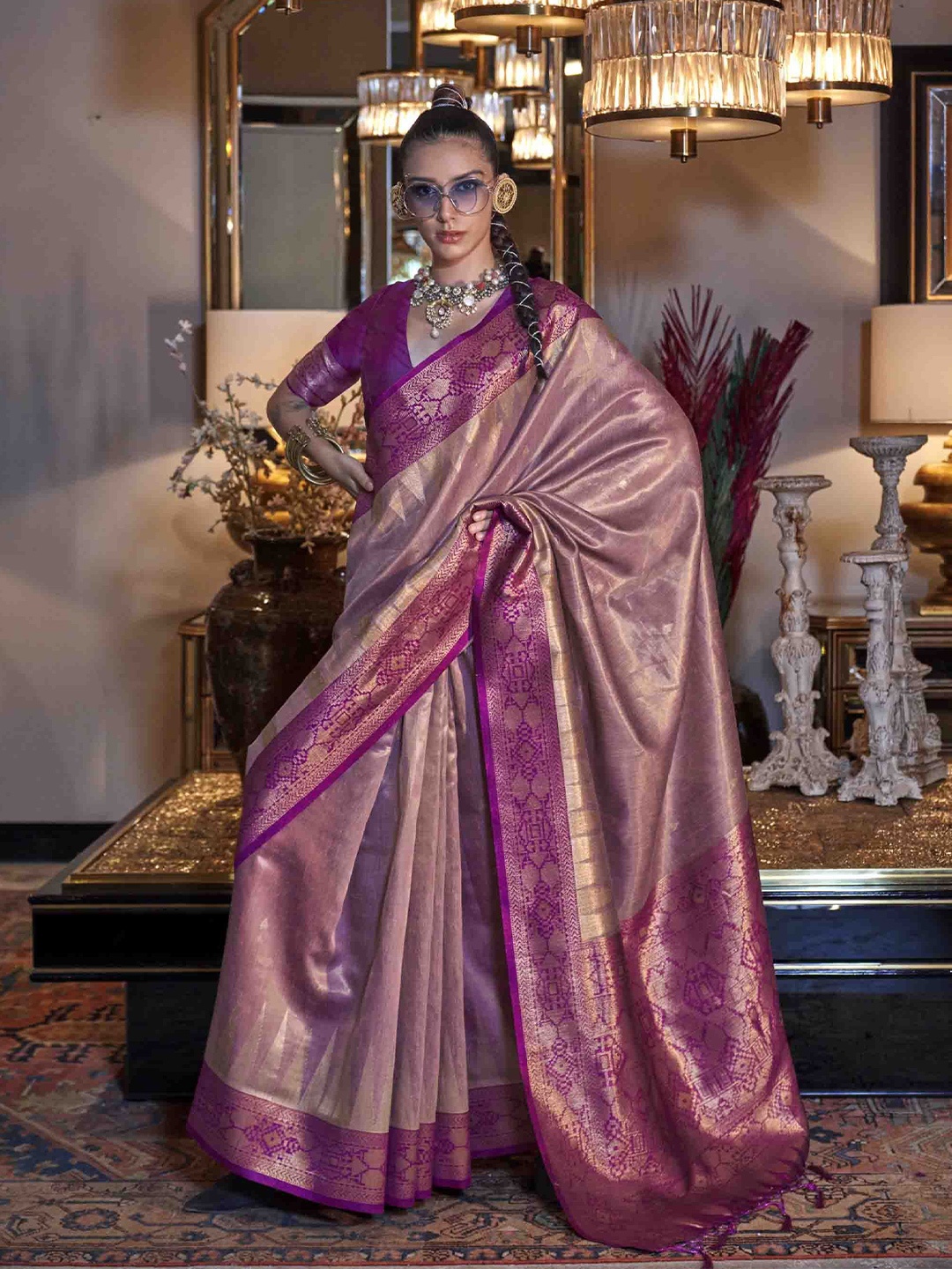 

KIMISHA Woven Design Tissue Saree, Pink
