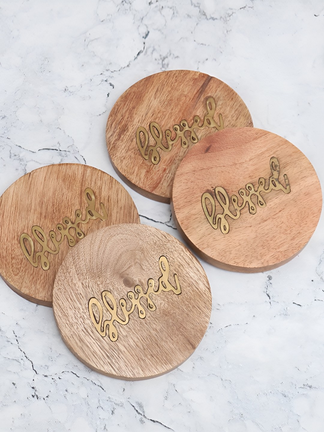 

Indianshelf Brown & Gold-Toned 4 Pieces Textured Round Shaped Wooden Coasters