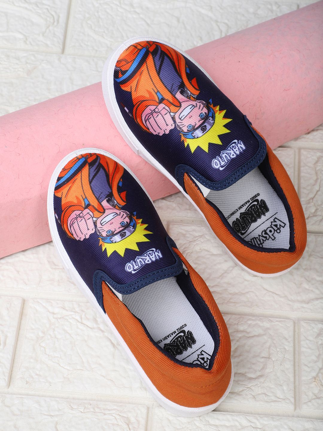 

Kids Ville Boys Naruto Printed Canvas Casual Shoes, Blue