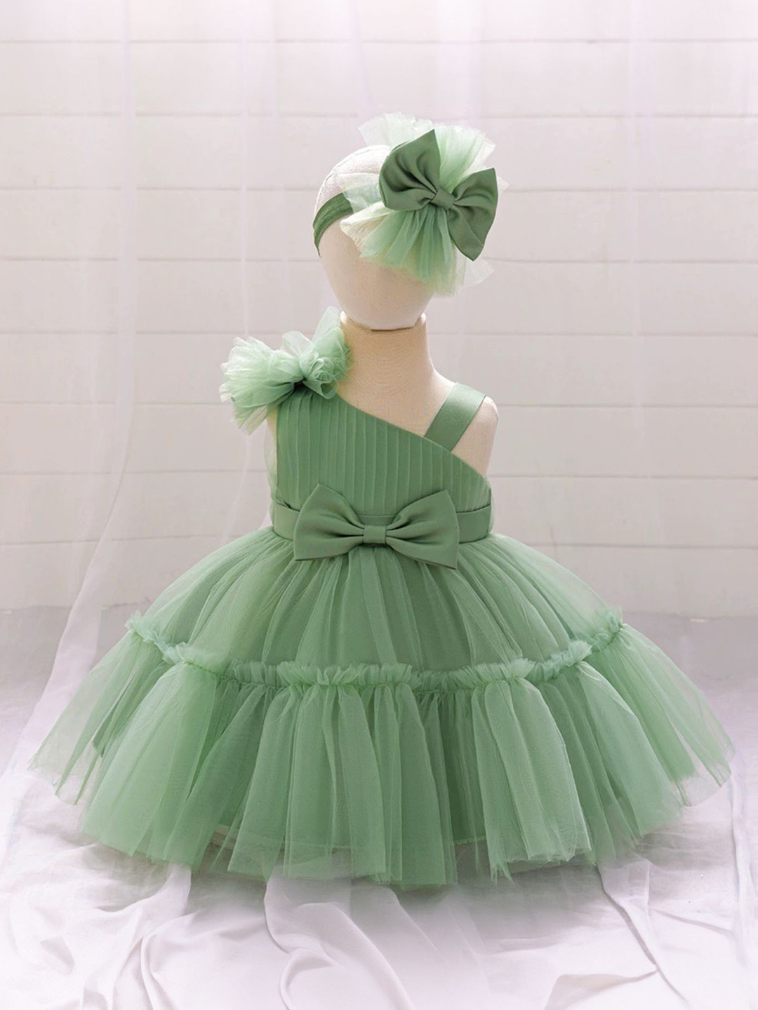 

LULU & SKY Girls Layered Bow Detailed Fit & Flare Dress With Headband, Green
