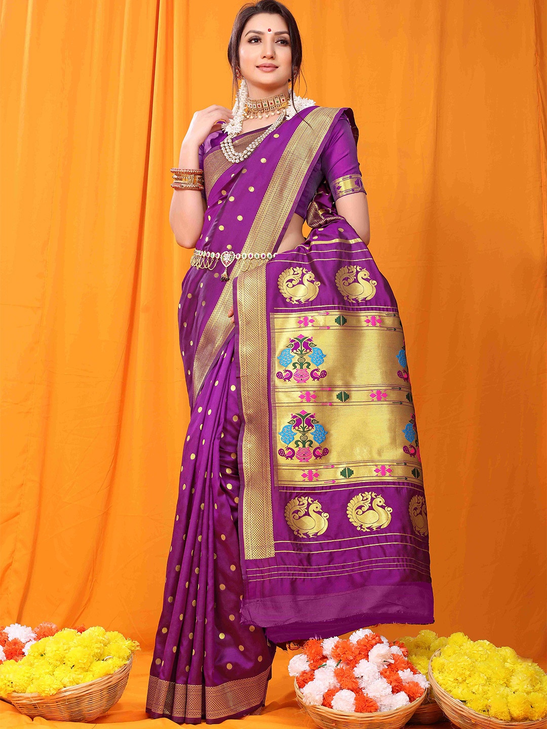 

amirat Woven Design Zari Pure Silk Paithani Saree, Magenta