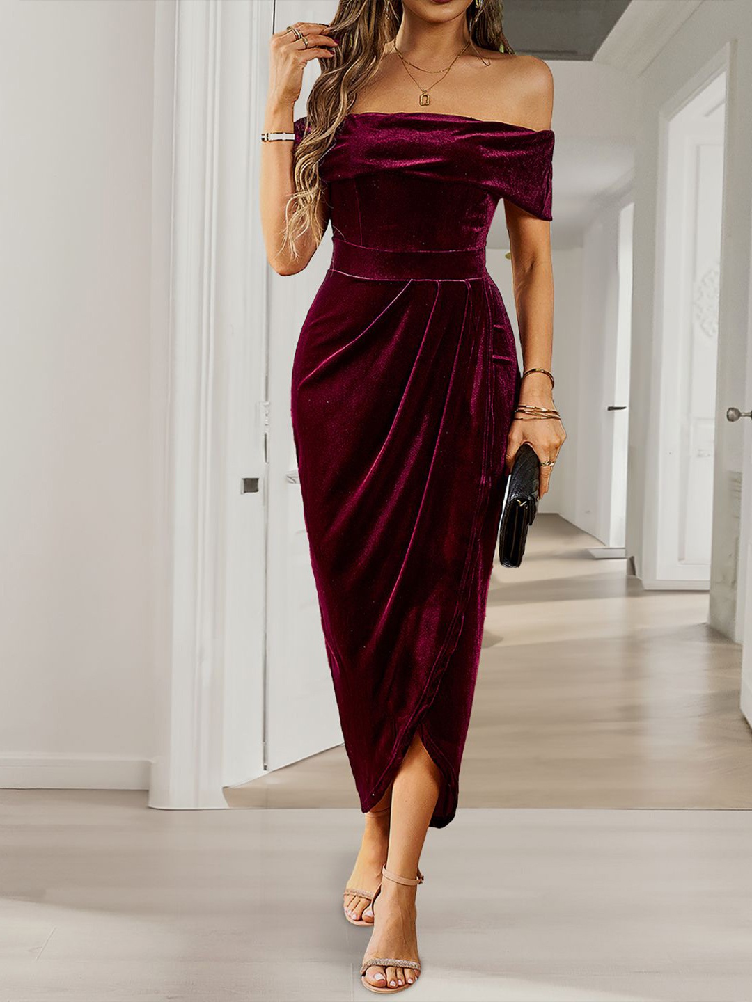 

StyleCast x Revolte Off-Shoulder Cold-Shoulder Velvet Bodycon Midi Dress, Maroon