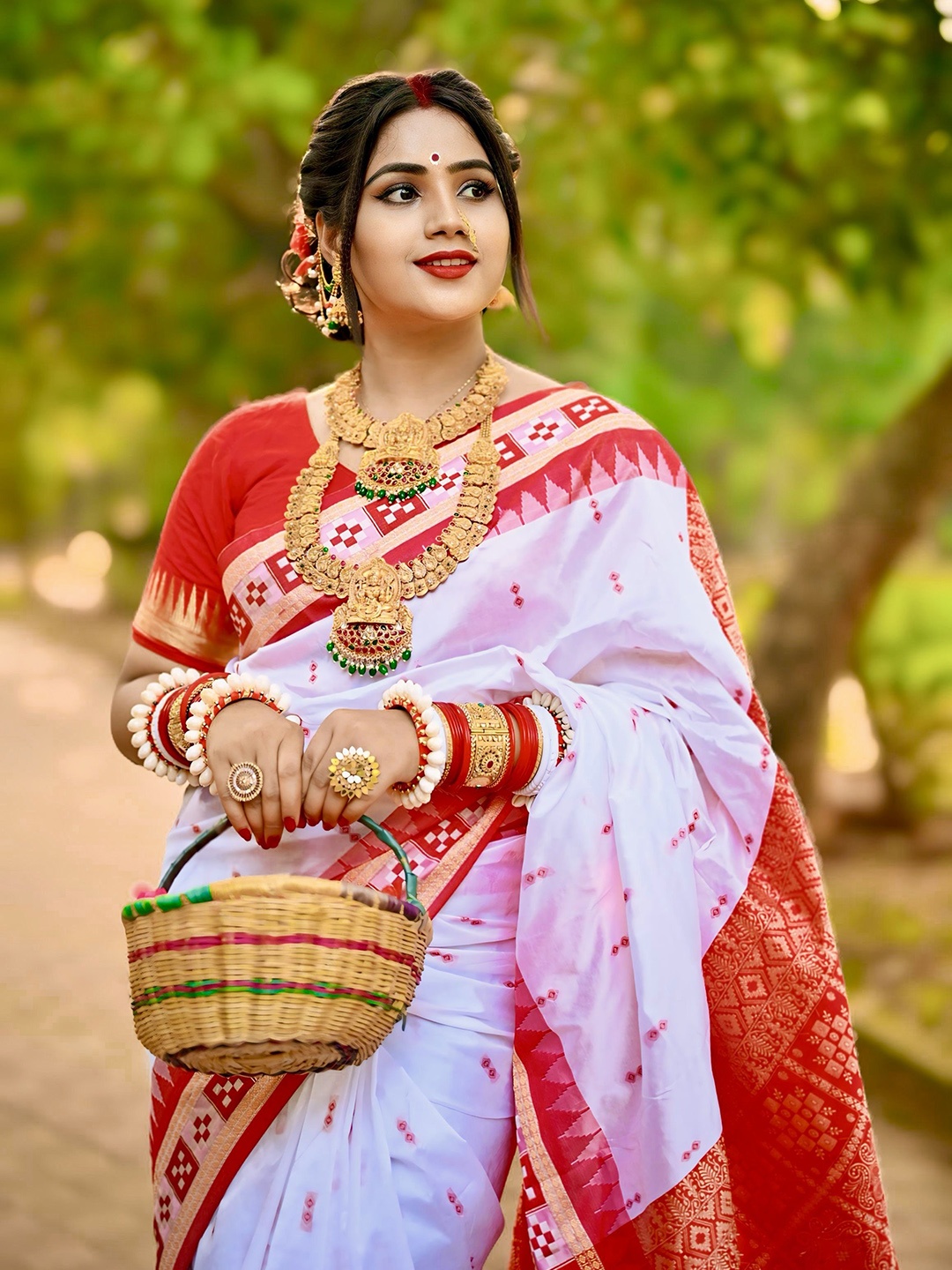 

pasapalli Woven Design Zari Art Silk Sambalpuri Saree, White