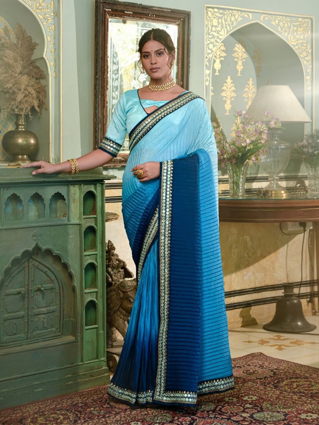 

Anouk Colourblocked Sequinned Saree, Turquoise blue