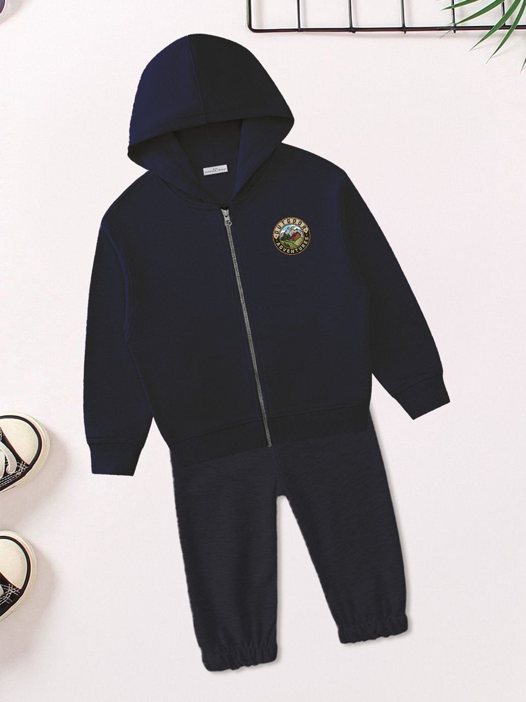 

FOREVER FRIDAY Boys Printed Hooded Pure Cotton Sweatshirt With Joggers, Navy blue
