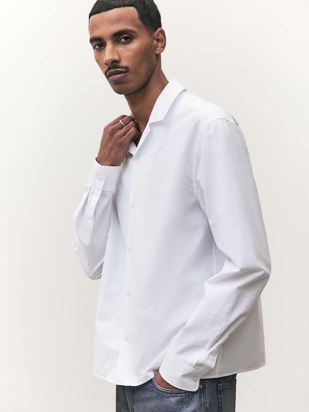 

H&M Regular Fit Long-Sleeved Resort Shirt, White