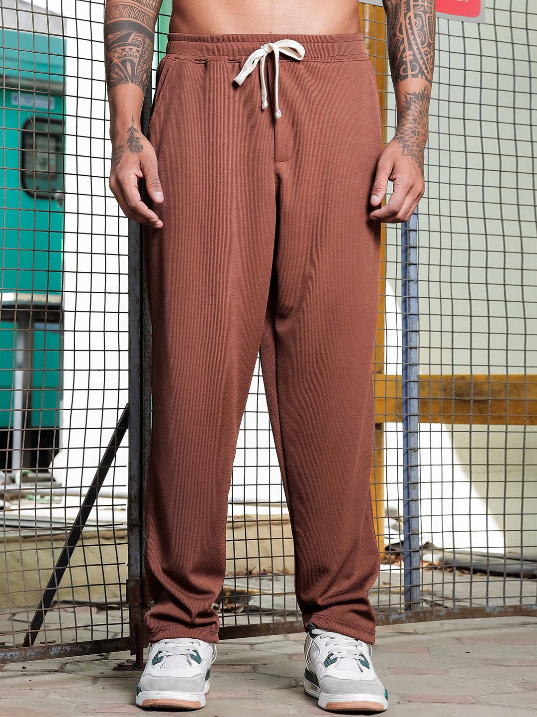 

House of Koala Baggy Fit Ribbed Textured Mid Rise Track Pants, Brown