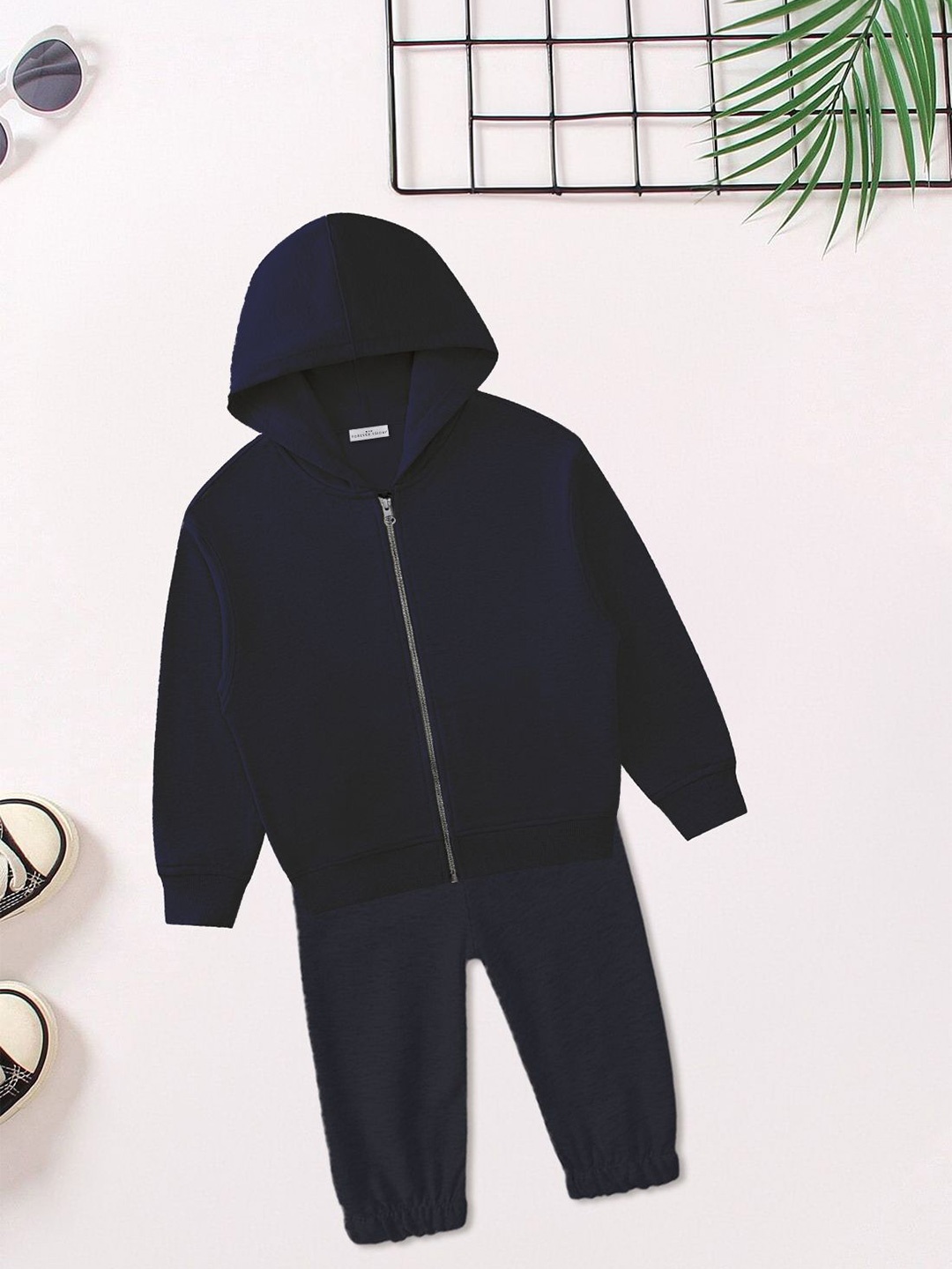 

FOREVER FRIDAY Girls Printed Hooded Pure Cotton Sweatshirt With Joggers, Navy blue