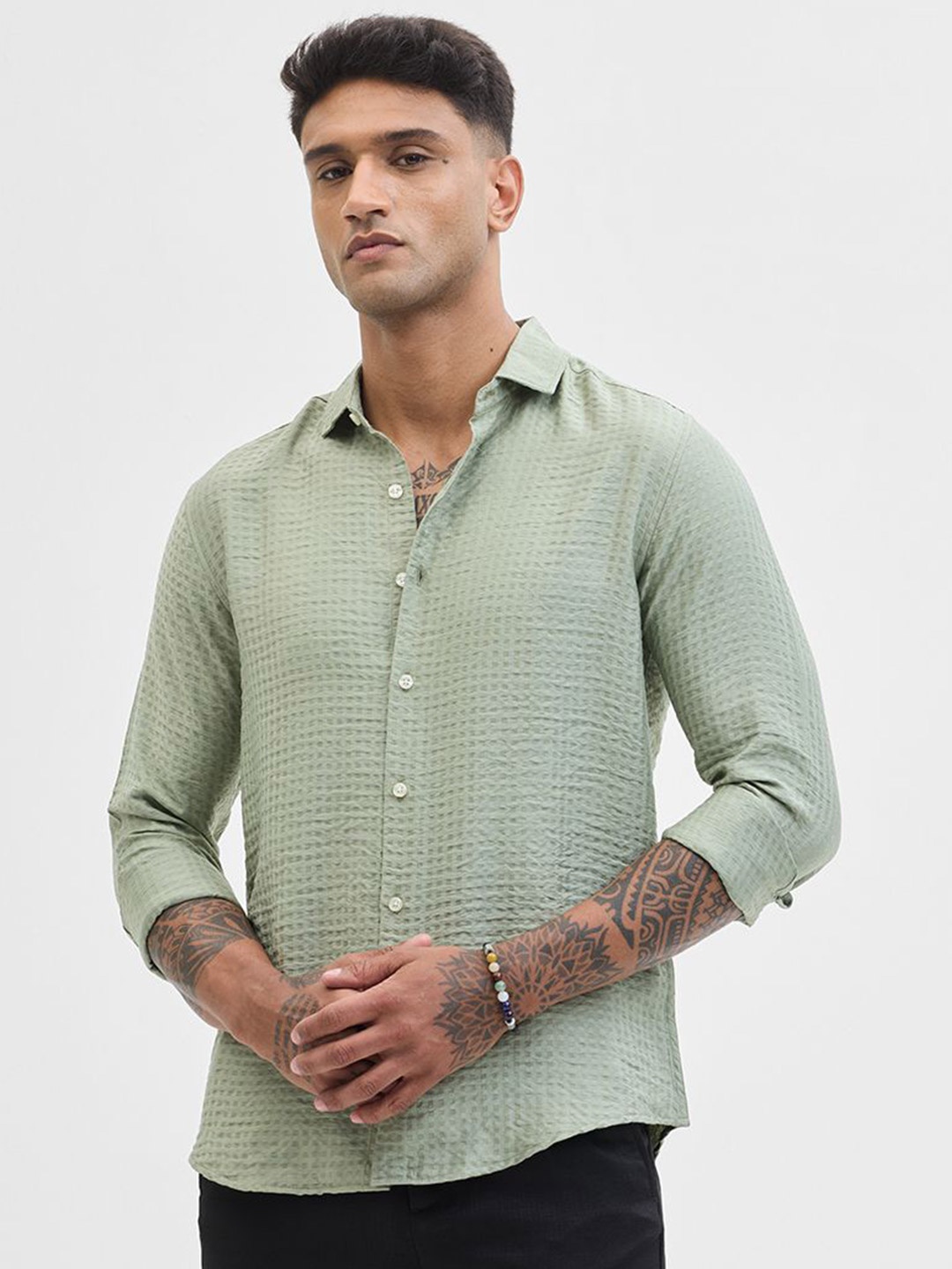 

Snitch Men Spread Collar Textured Casual Shirt, Green