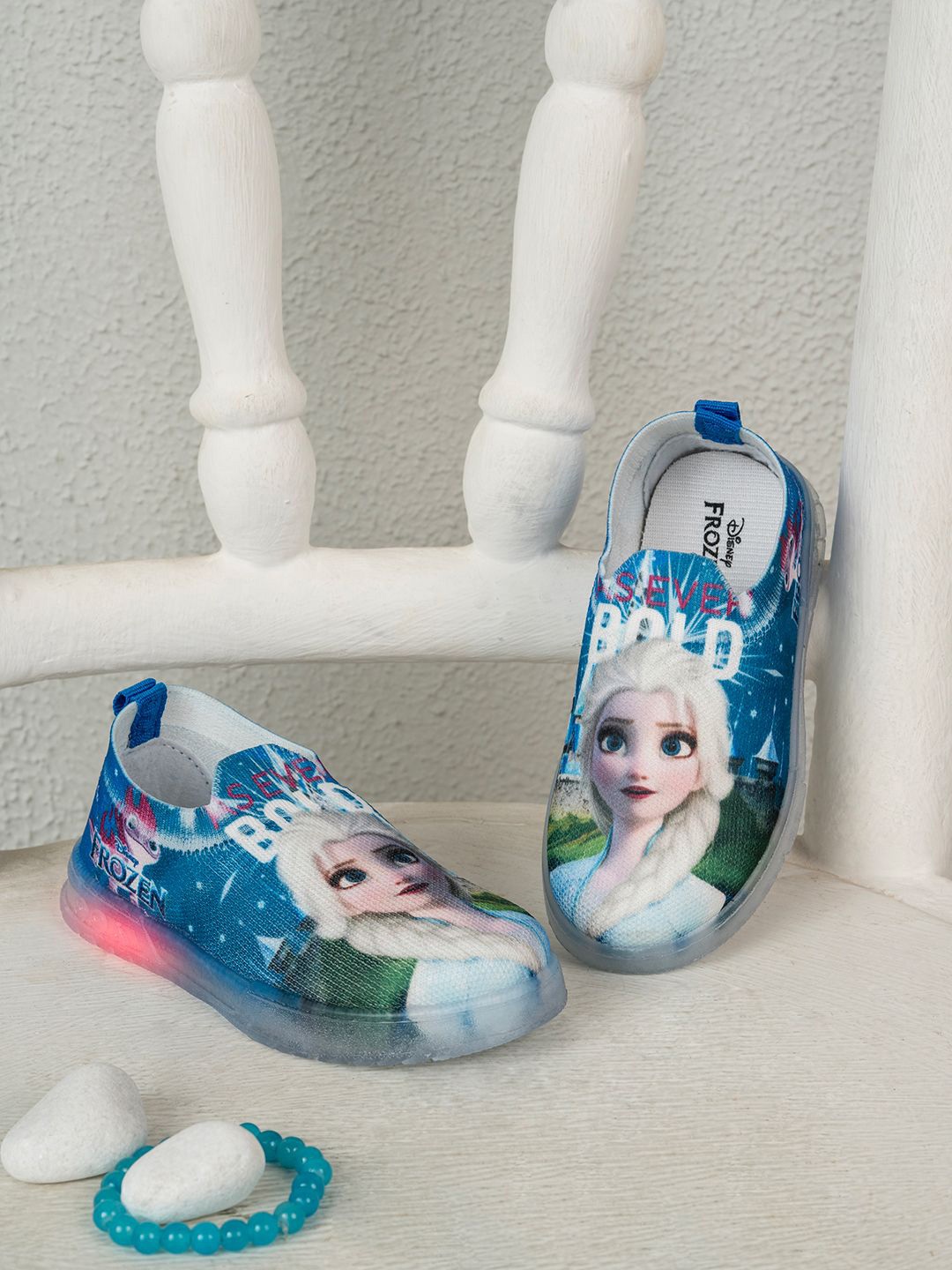 

toothless Girls Frozen Printed Sneakers, Blue