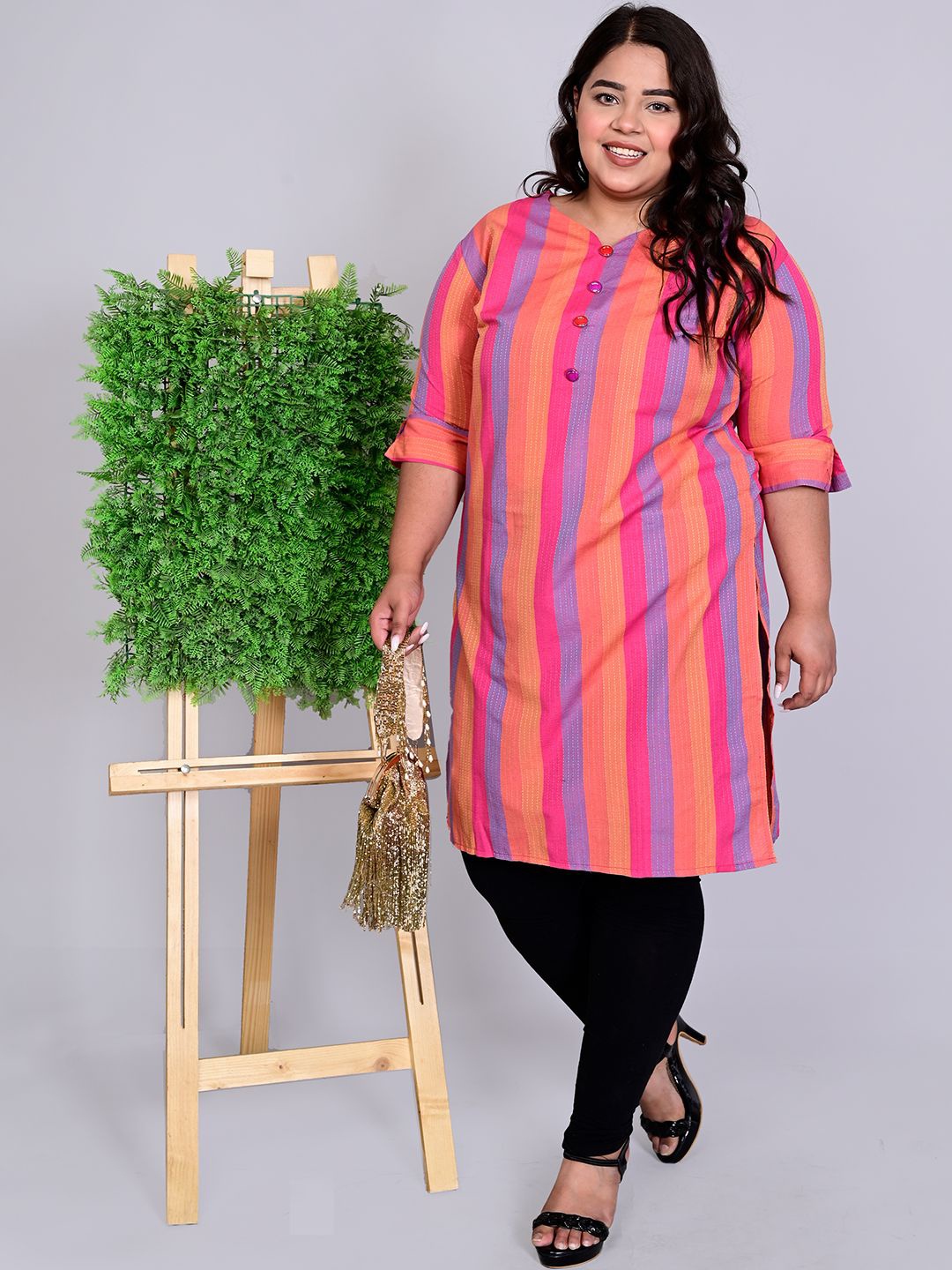 

Anushil Plus Size Striped V-Neck Straight Kurta, Orange