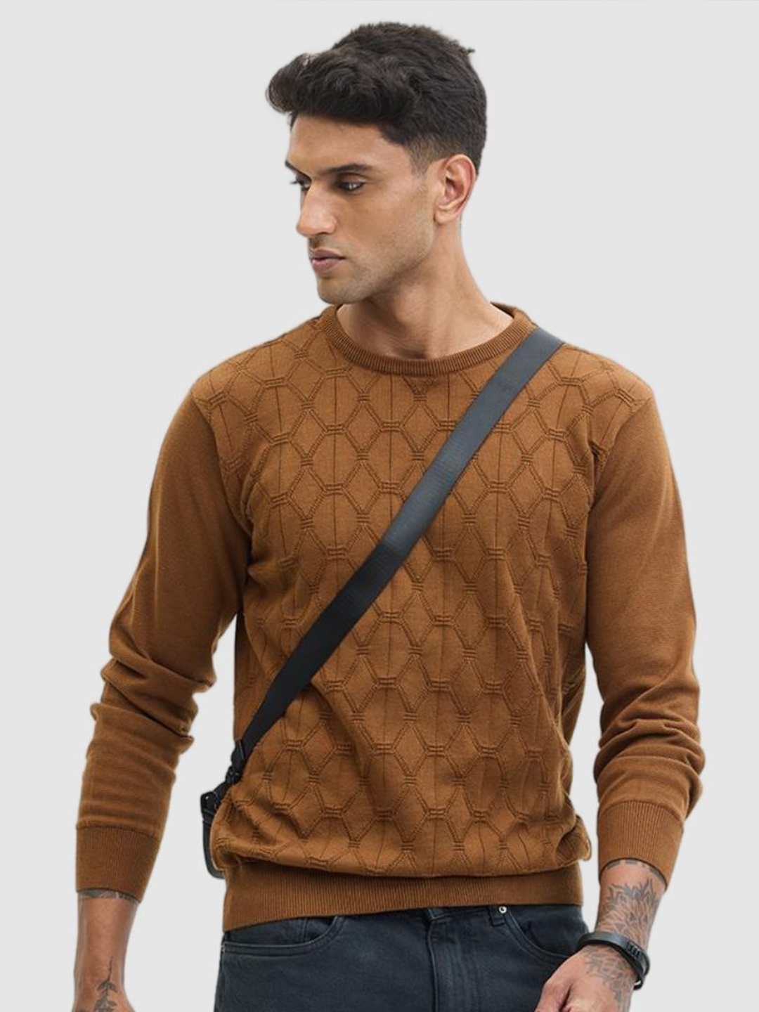 

Snitch Men Round Neck Pullover, Brown