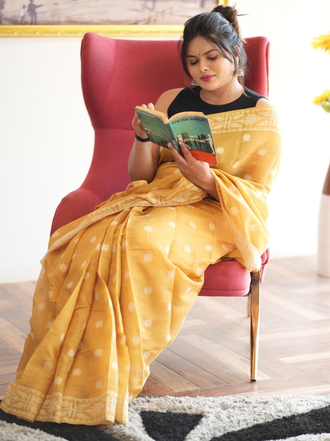 

arunima weaves Woven Design Zari Pure Cotton Jamdani Saree, Mustard