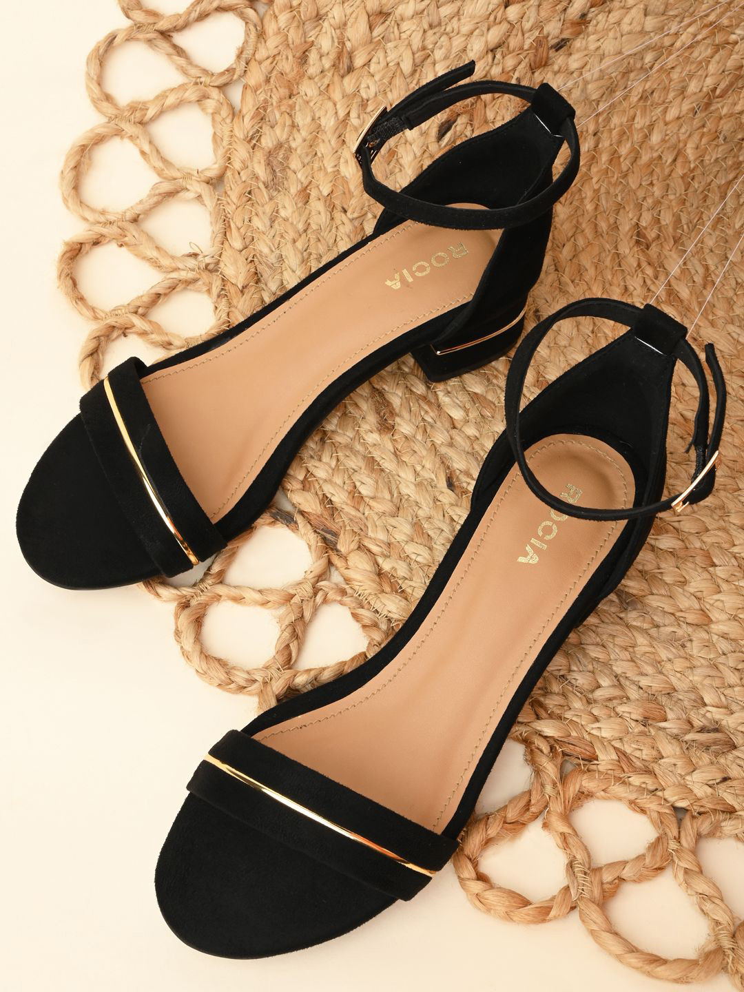 

Rocia Block Sandals, Black