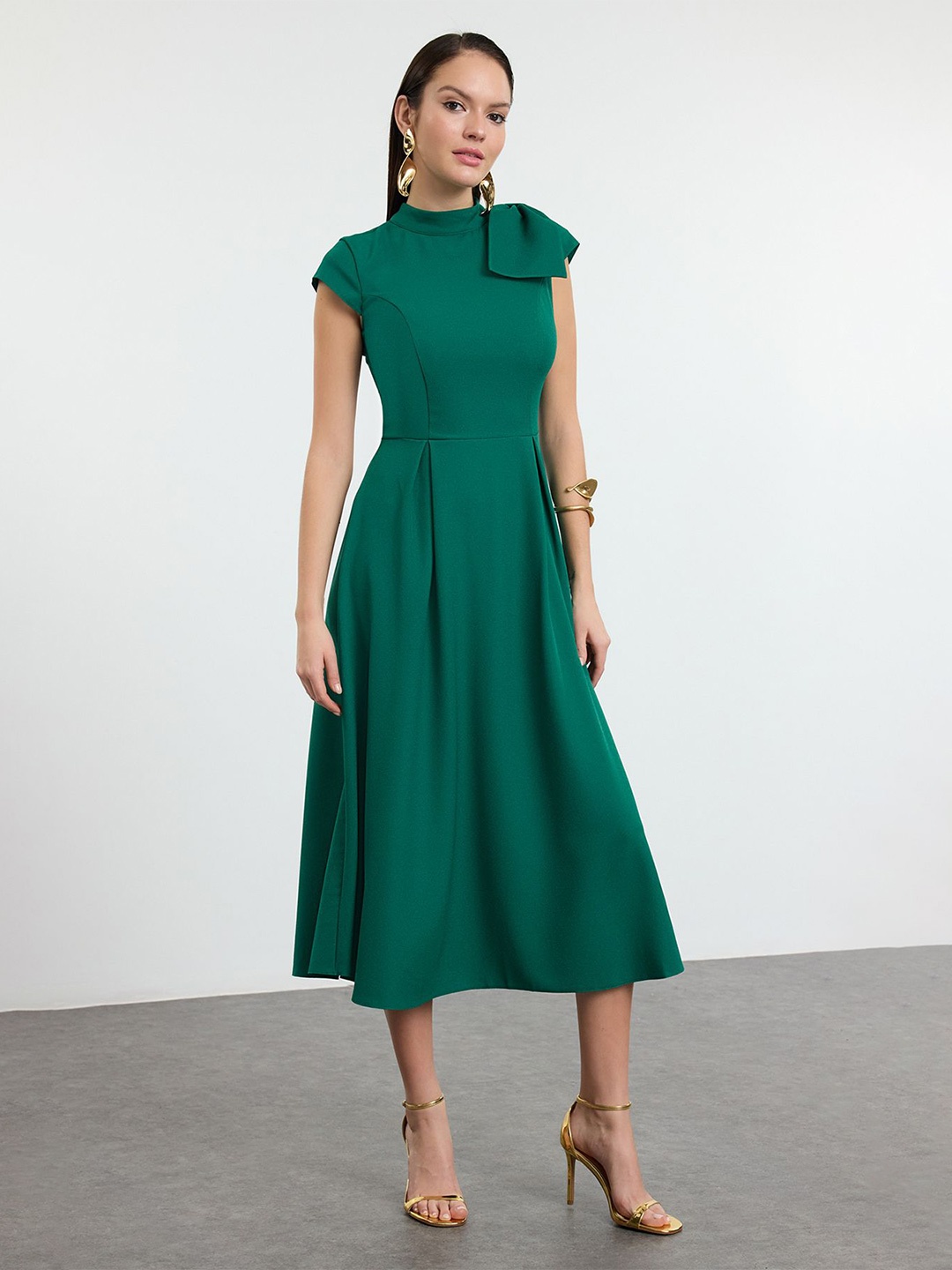 

Trendyol Women Bow Detailed A -Line Midi Dress, Na