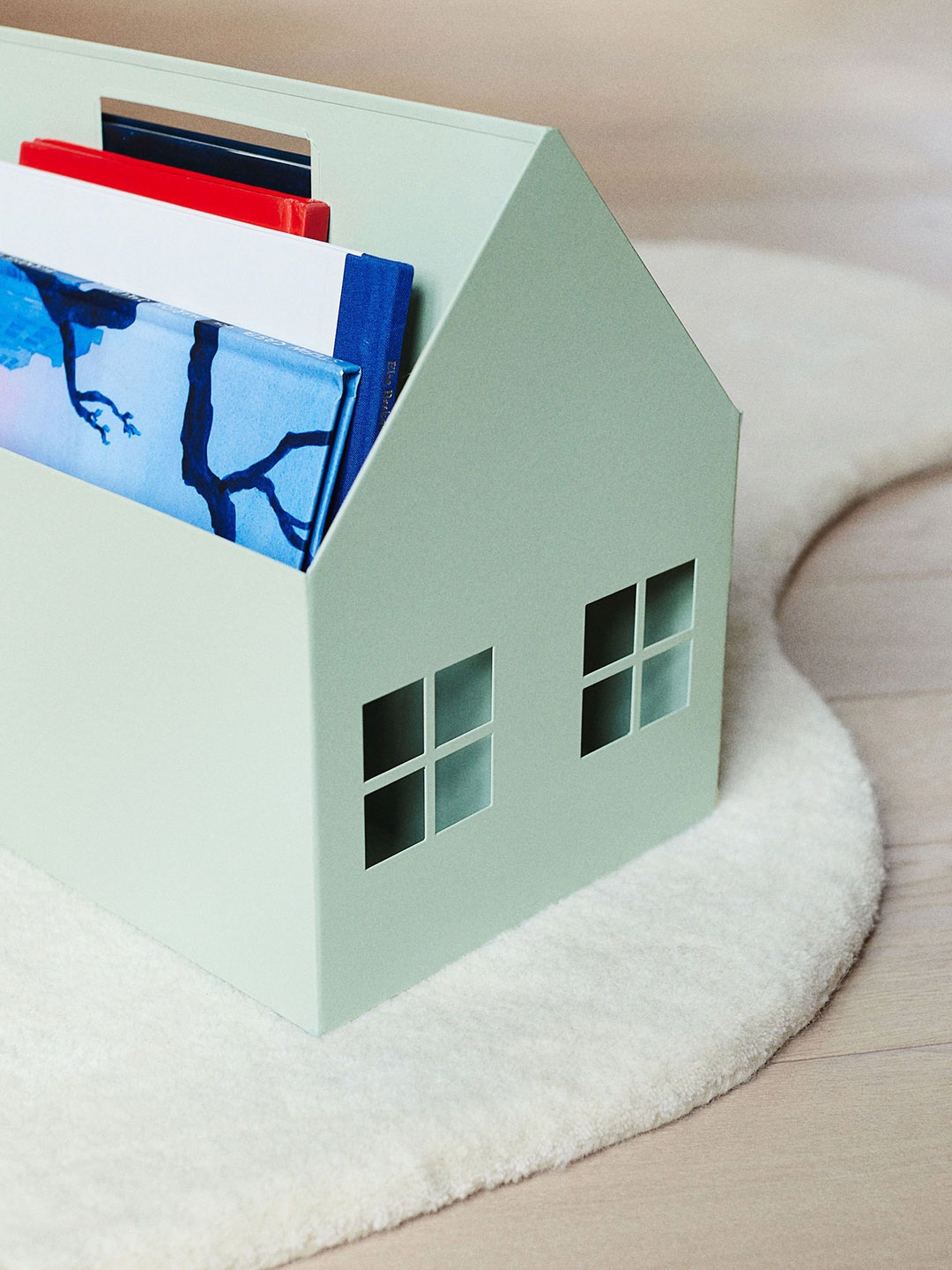 

H&M Green Boys House-Shaped Book Storage Unit