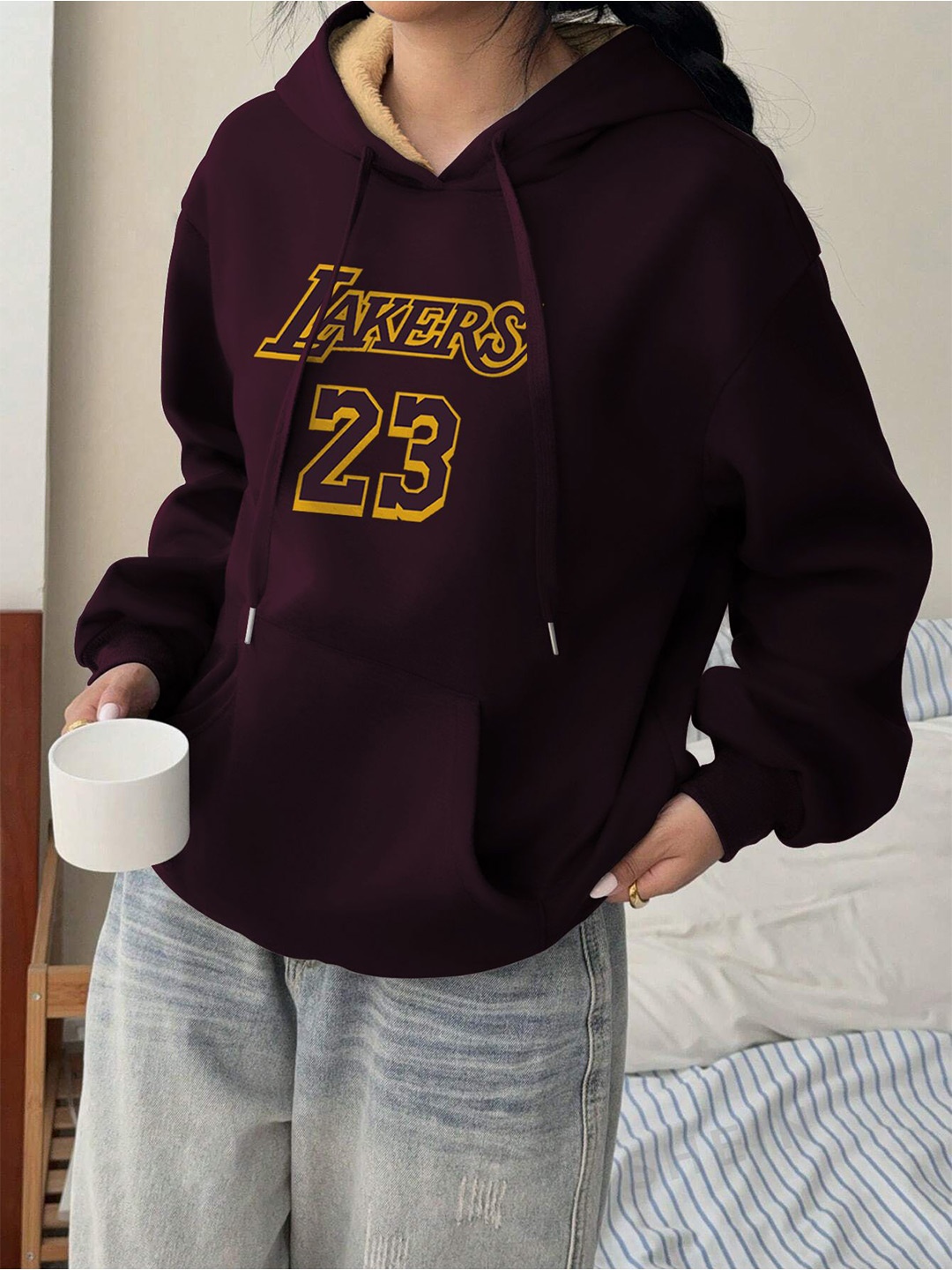 

TOGS & TERRE Women Printed Hooded Sweatshirt, Maroon