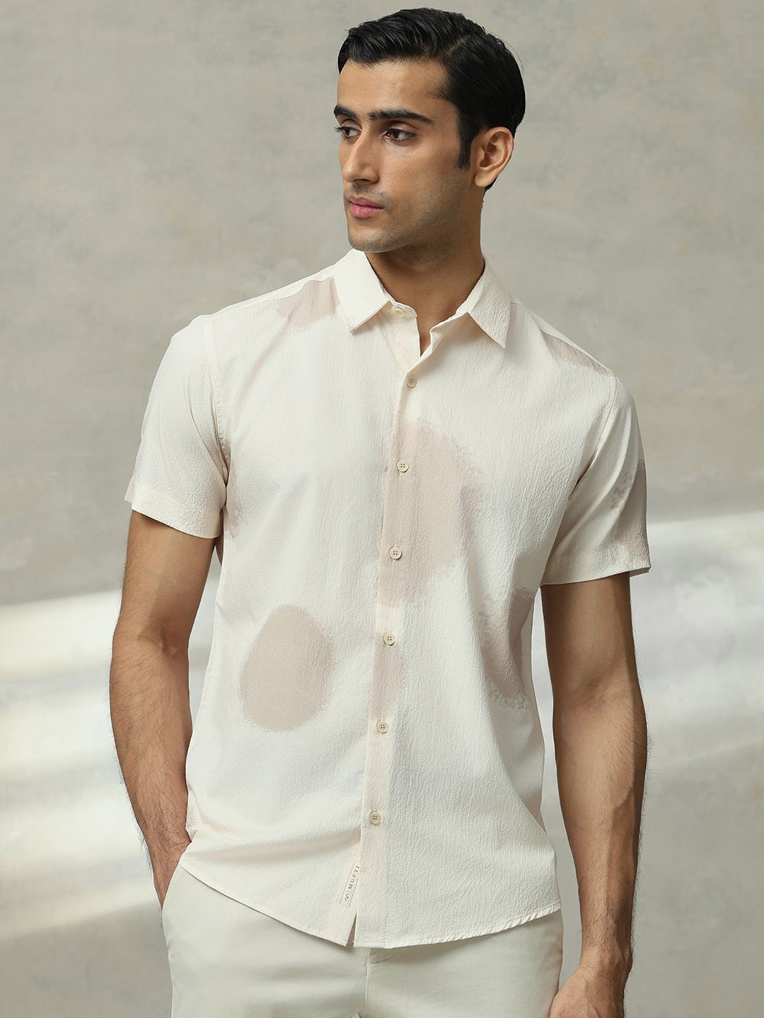

Mufti Men Slim Fit Opaque Printed Casual Shirt, Beige