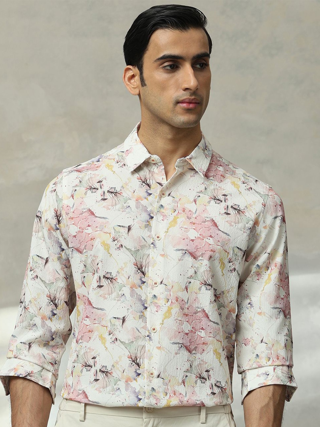 

Mufti Men Slim Fit Spread Collar Floral Printed Casual Shirt, Off white