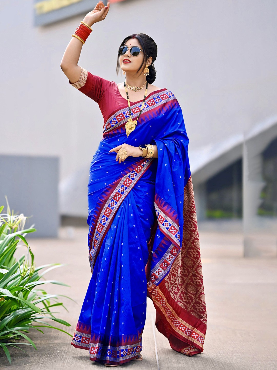 

pasapalli Art Silk Sambalpuri Saree, Blue