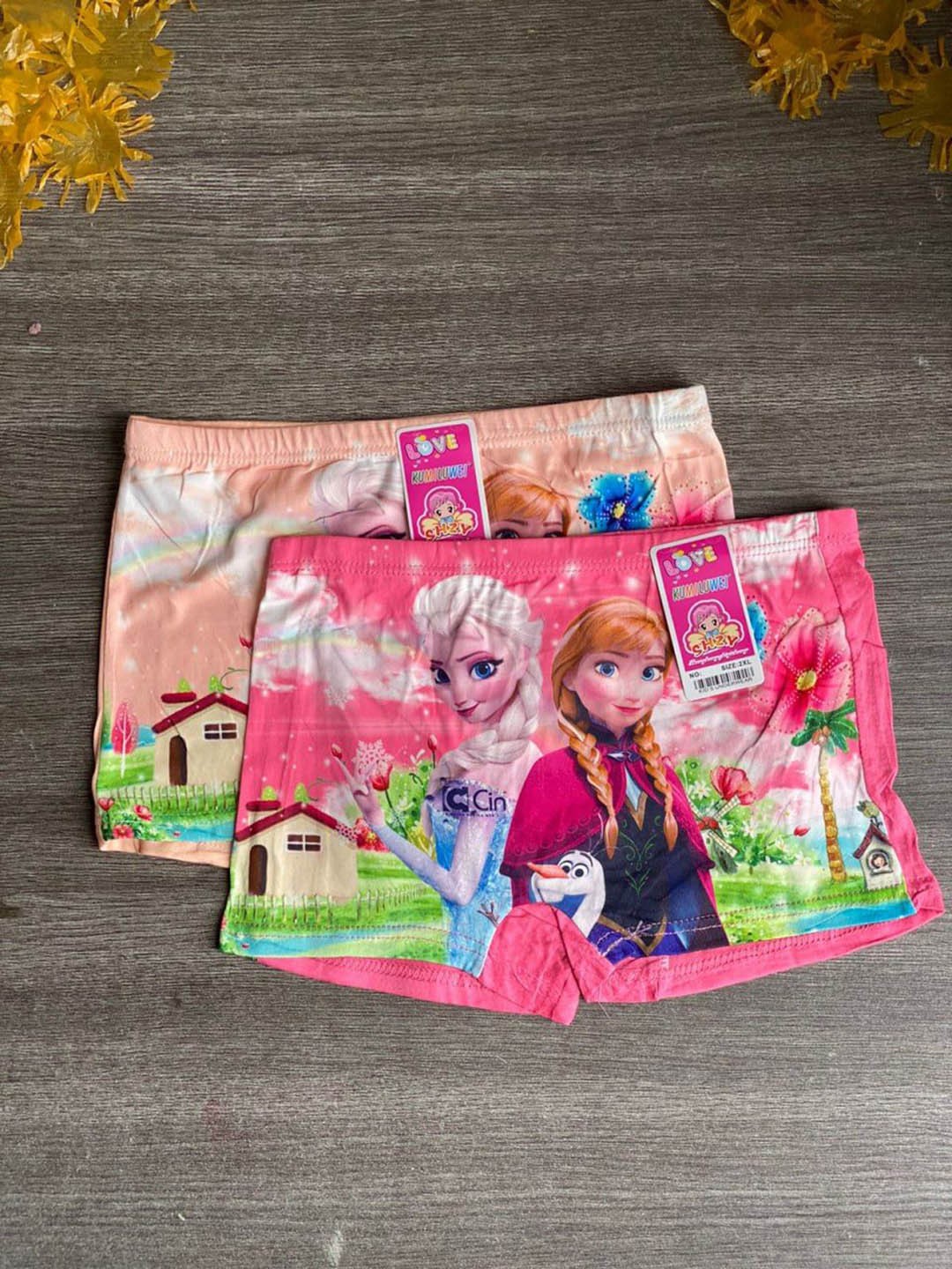 

SHREE GANESH FASHION Girls Pack Of 2 Assorted Cotton Bloomer BriefsPRINCESS 3M 002