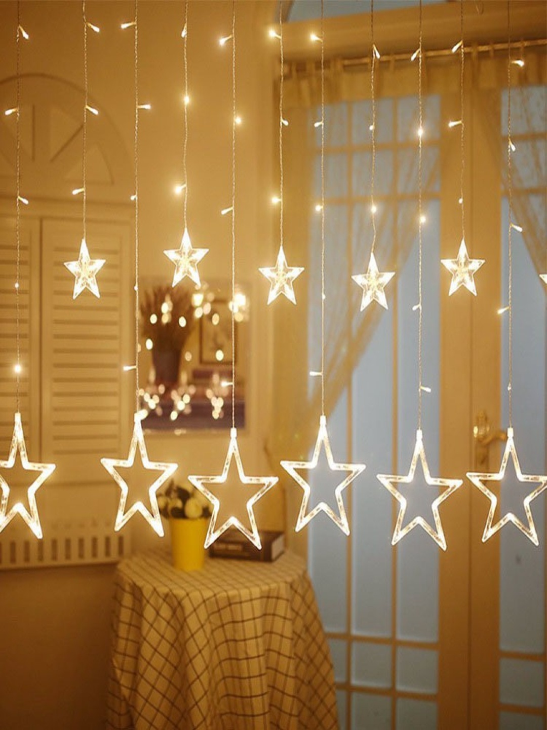 

SPARK WORLD Gold Star Bulb Shaped String Lights