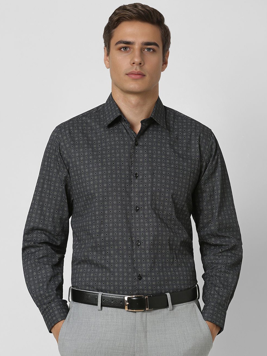 

Van Heusen Men Opaque Printed Formal Shirt, Charcoal