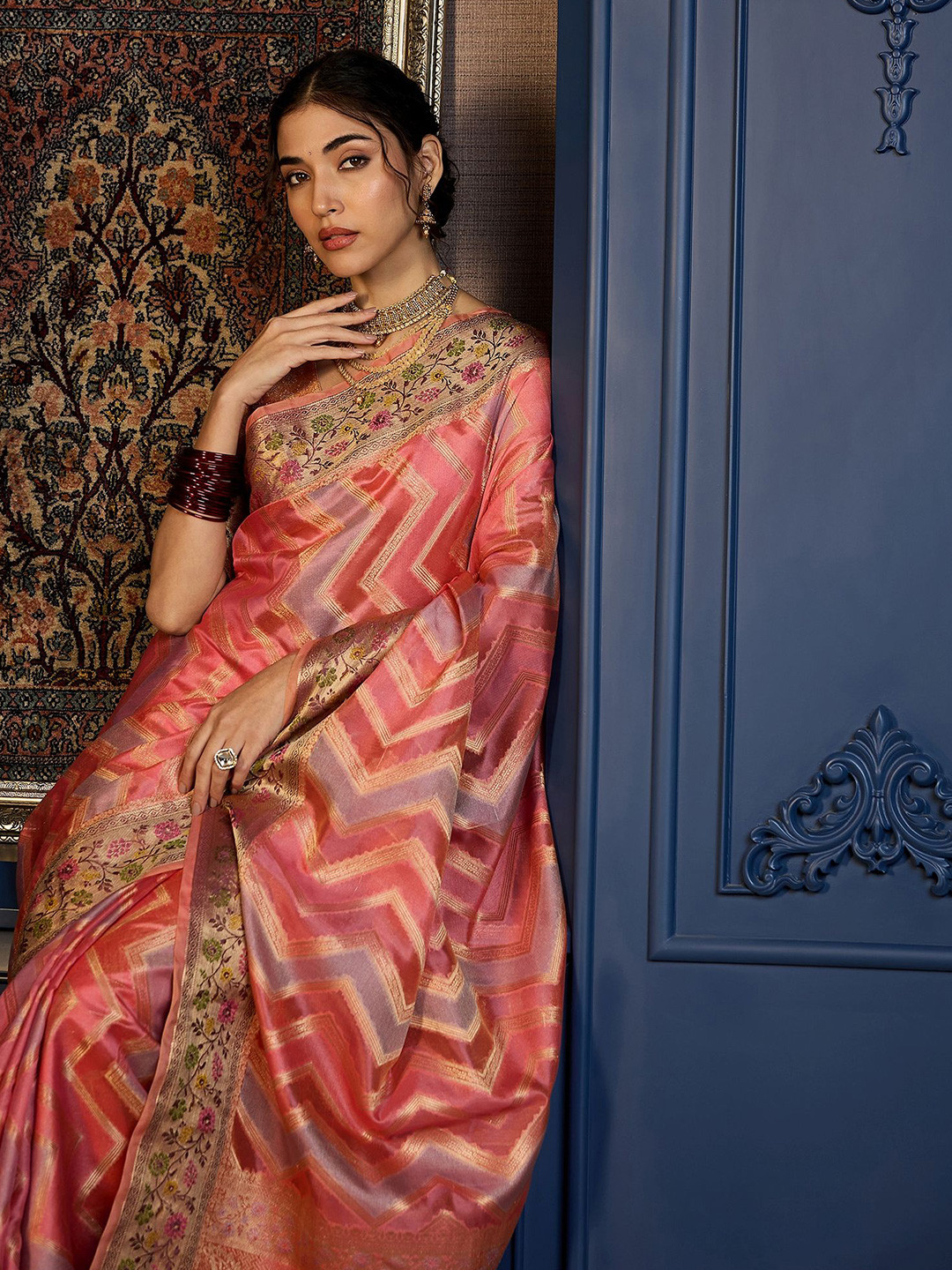 

Sangria Women Woven Design Zari Saree, Pink