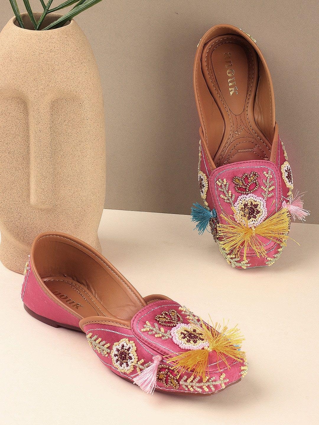 

Anouk Women Ethnic Woven Design Mojais, Pink