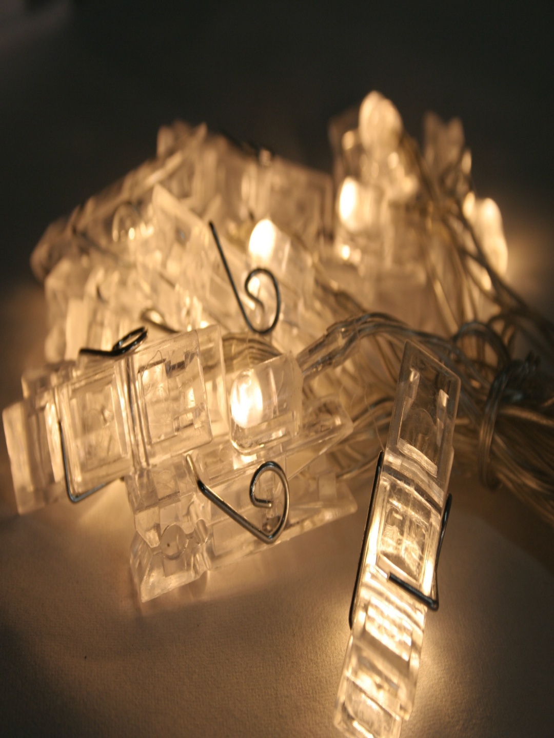 

SPARK WORLD Yellow Photo Clip Shaped String Lights