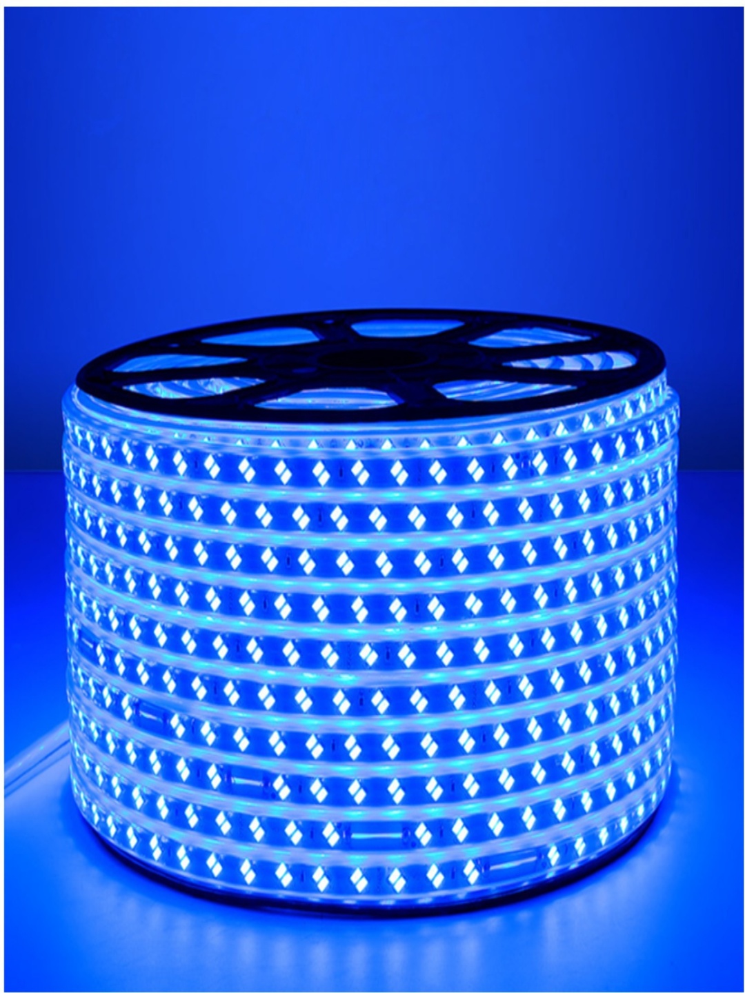 

ENORMITY Blue Rice Shape String Lights