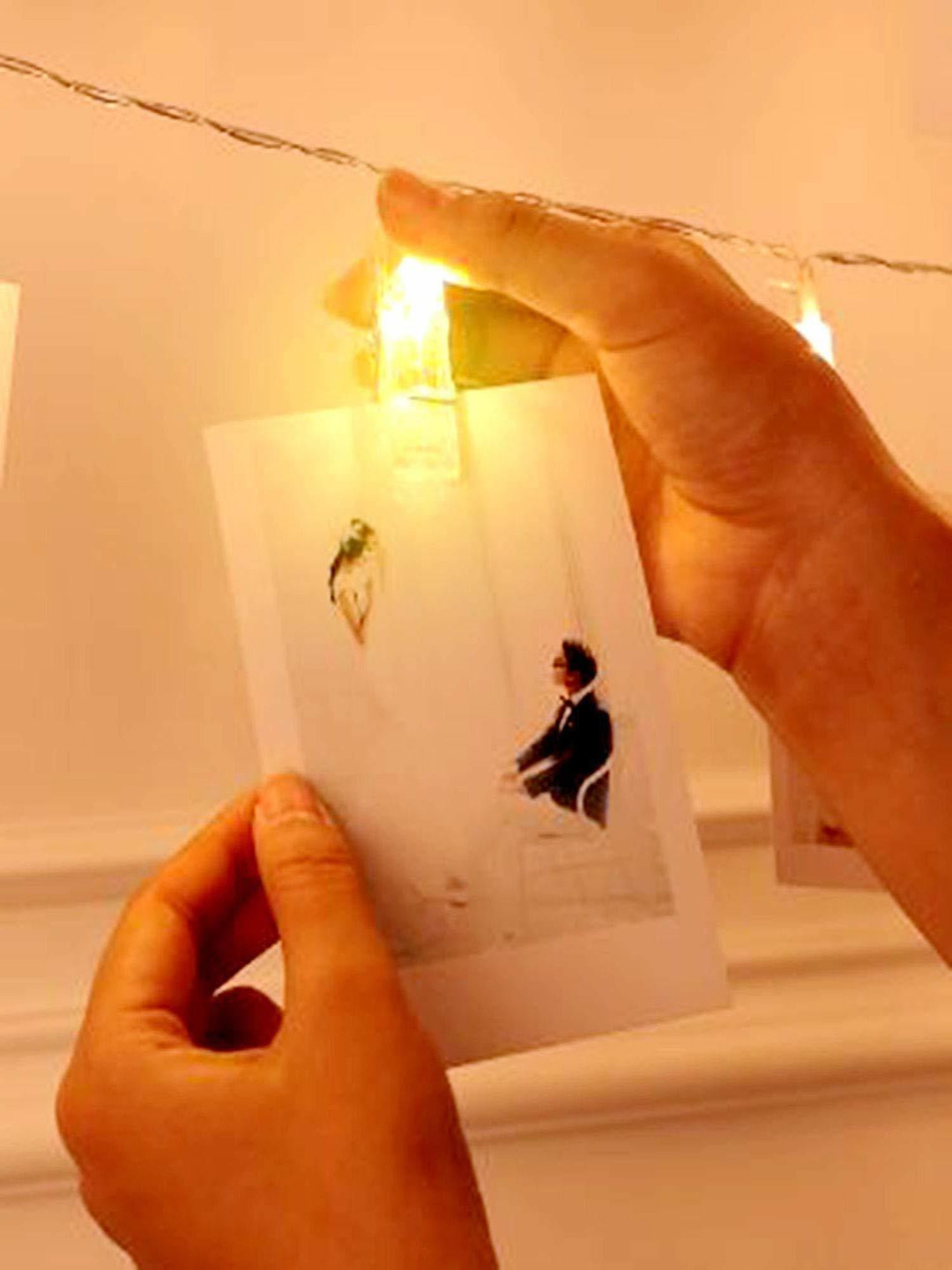 

SPARK WORLD Transparent Photo-Clip String Lights