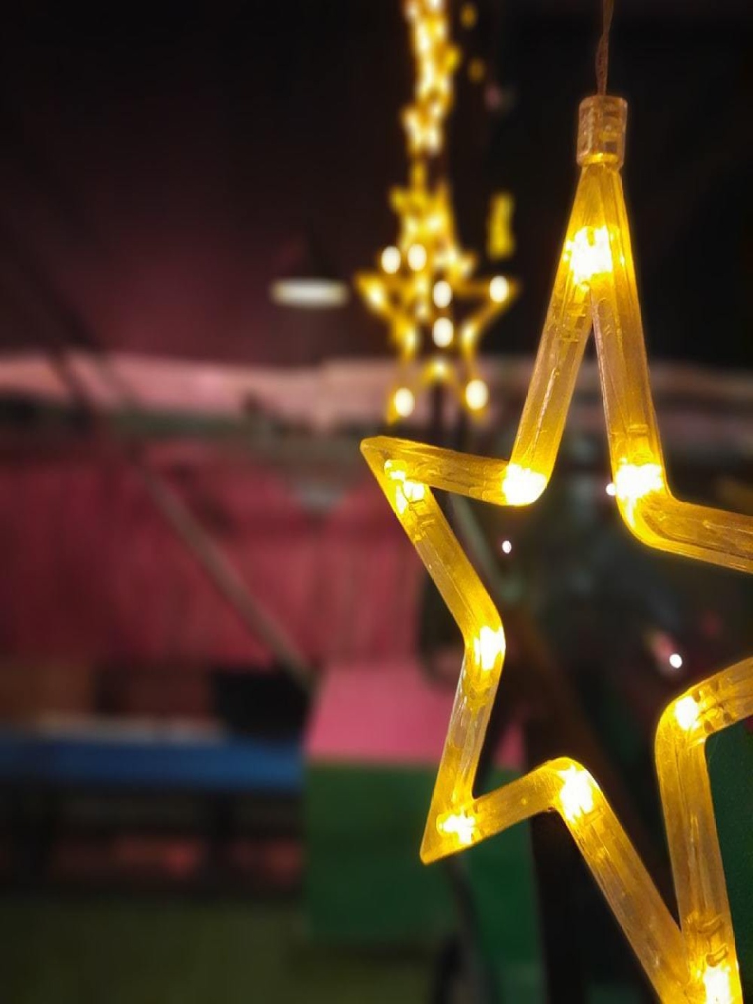 

SPARK WORLD Yellow & White Star Shape String Lights