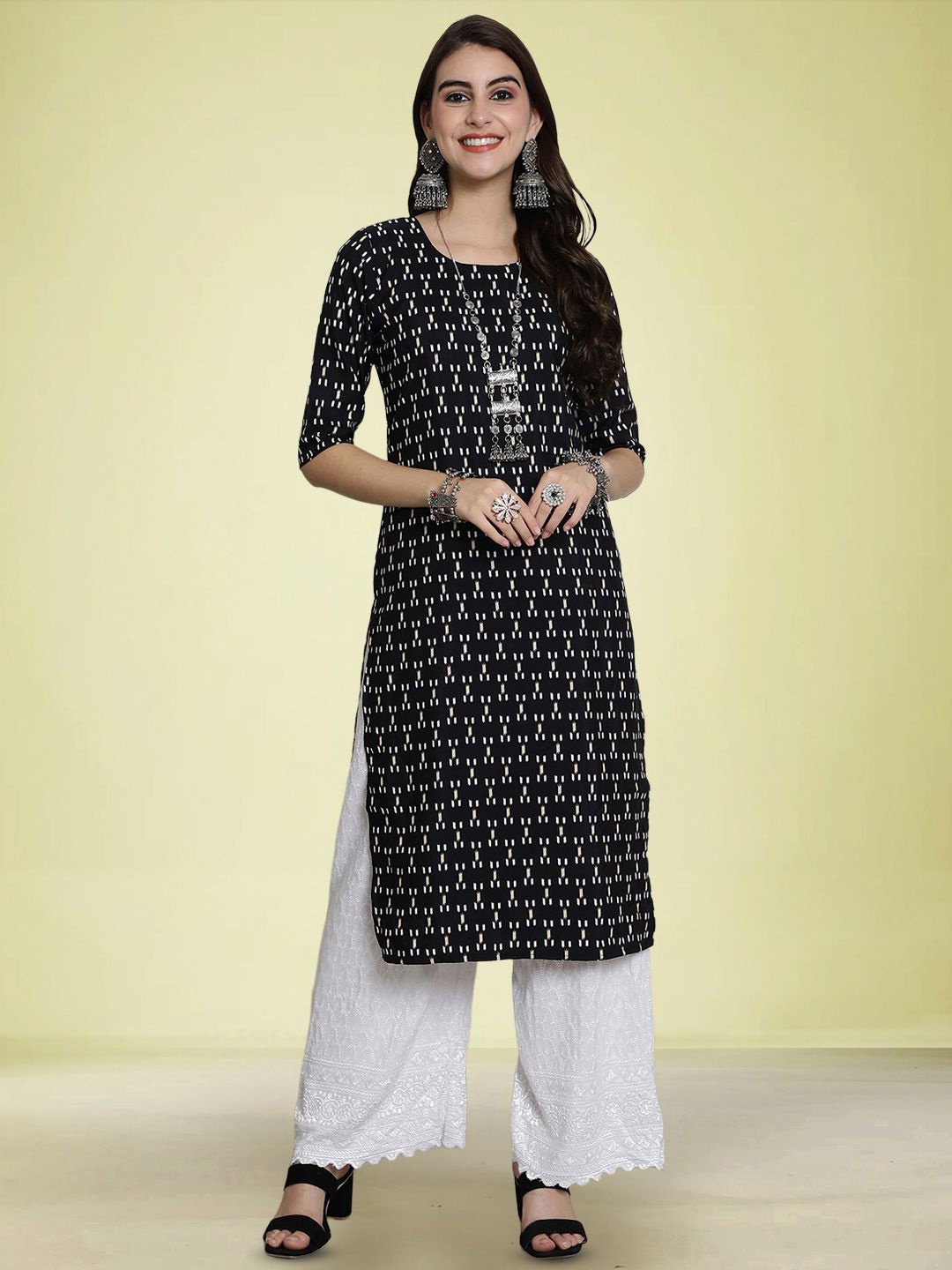 

Moda Rapido Women Printed Straight Kurta, Black