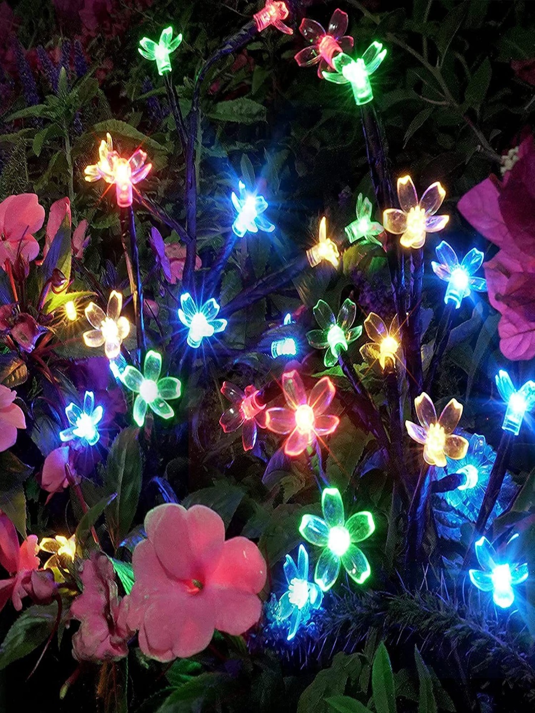 

SPARK WORLD Blue Flower-Shaped String Lights