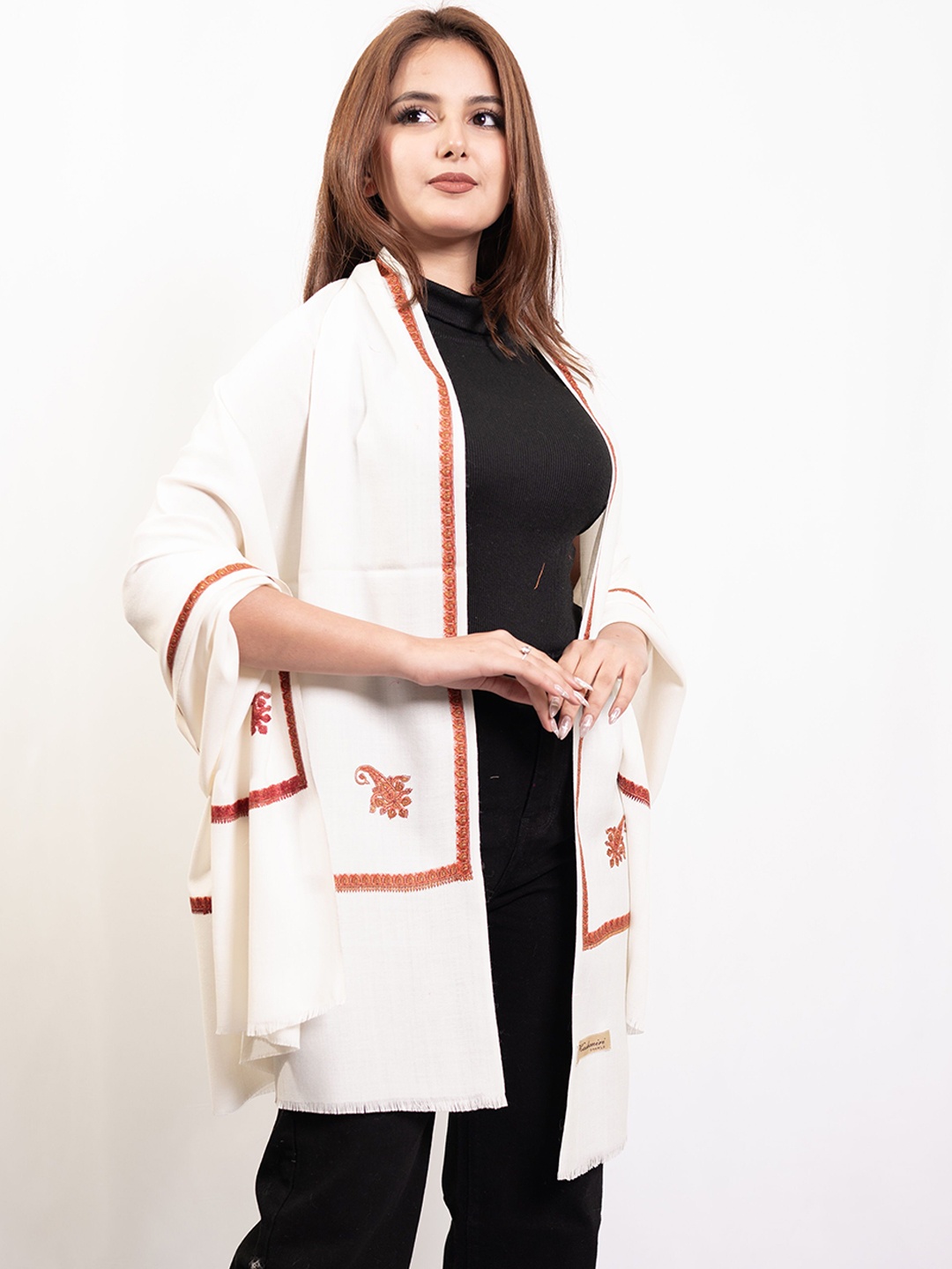 

PASHGIRI Floral Embroidered Pure Woollen Shawl, White