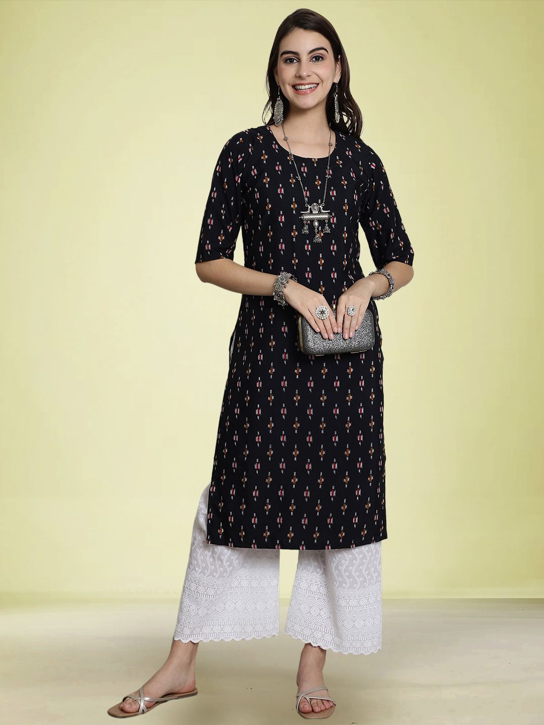 

Moda Rapido Ethnic Motifs Printed Round Neck Straight Kurta, Black