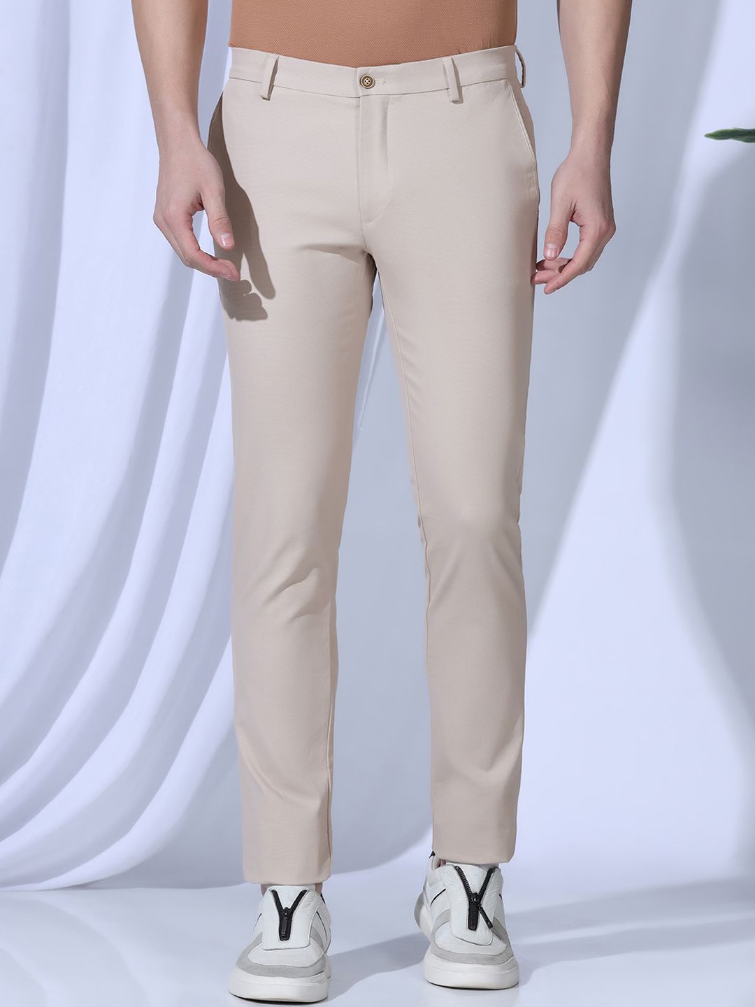 

Blackberrys Men Slim Fit Low-Rise Trousers, Beige