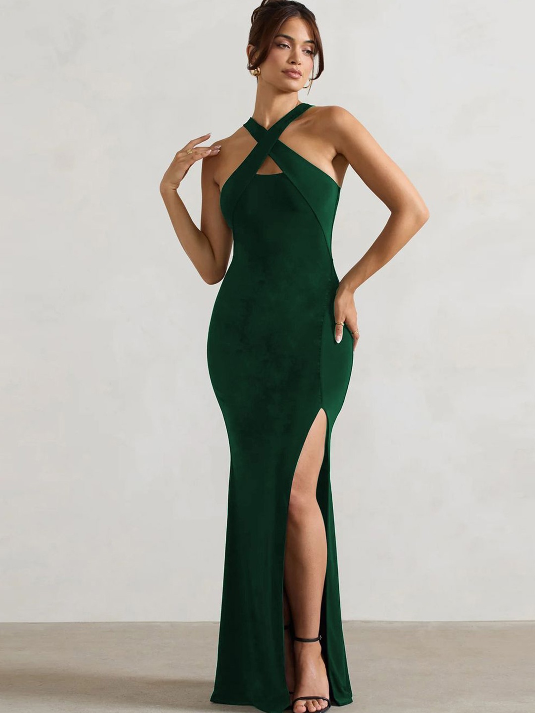 

Genzy Halter Neck Sleeveless Crepe Bodycon Maxi Dress, Green