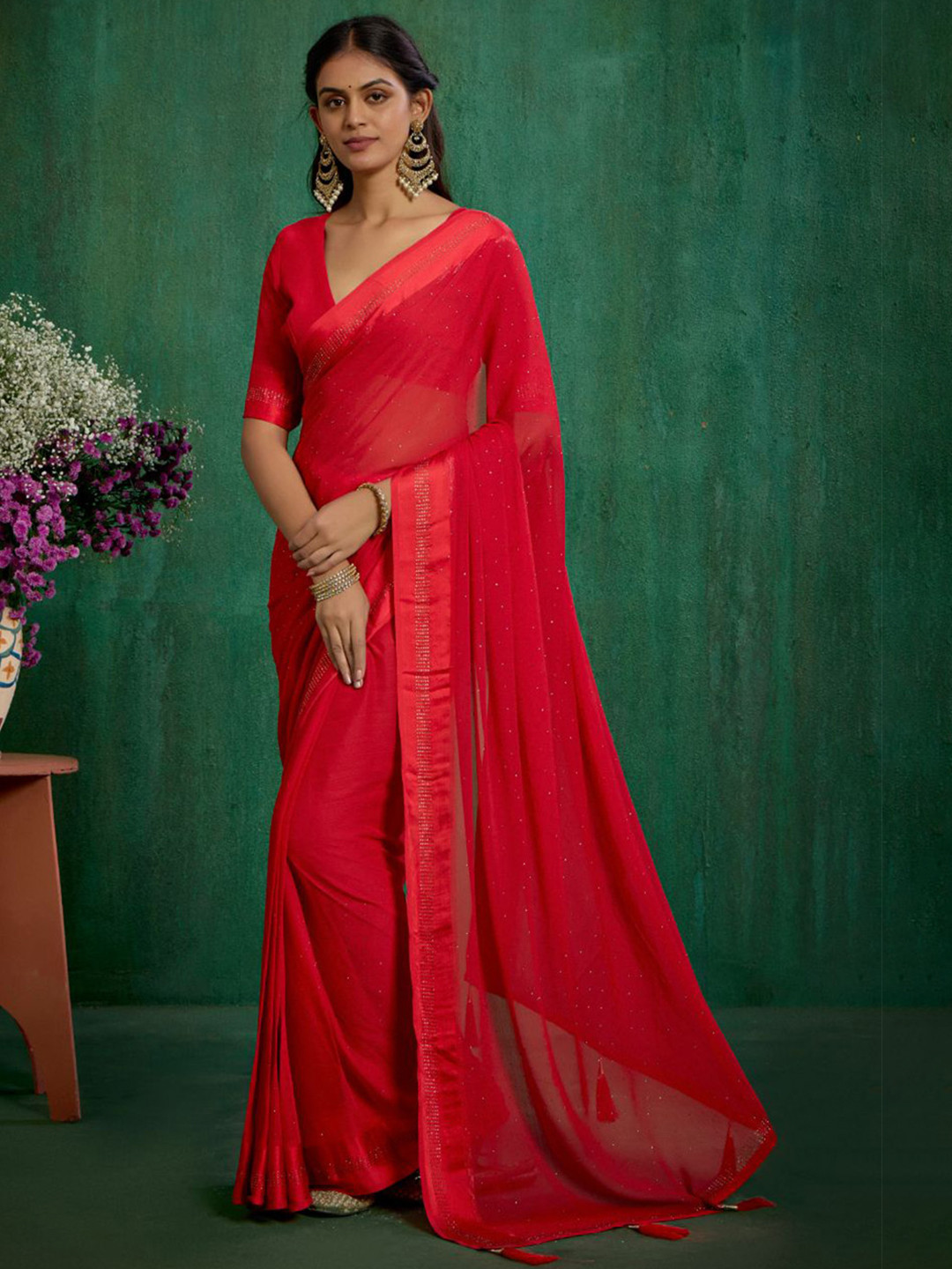

TIRA Embellished Sequinned Saree, Red