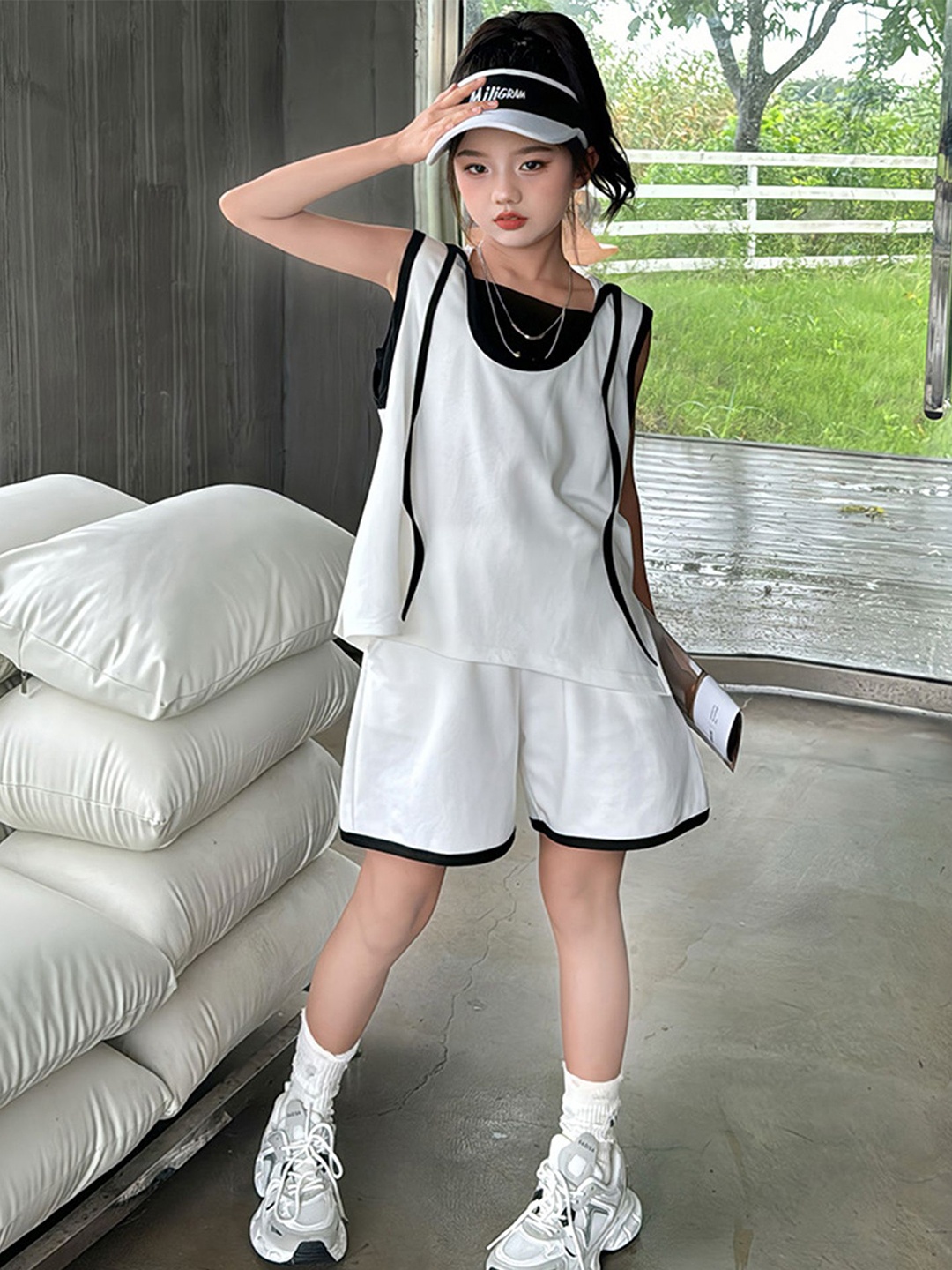 

LULU & SKY Girls Pure Cotton Top With Shorts, White