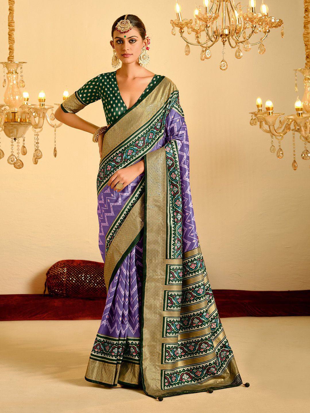 

Meena Bazaar Geometric Printed Saree, Purple