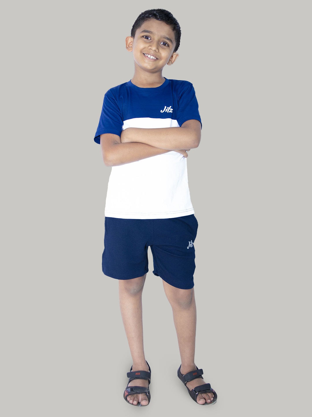 

JILZ Boys Colourblocked Short Sleeves T-Shirt With Shorts, Navy blue
